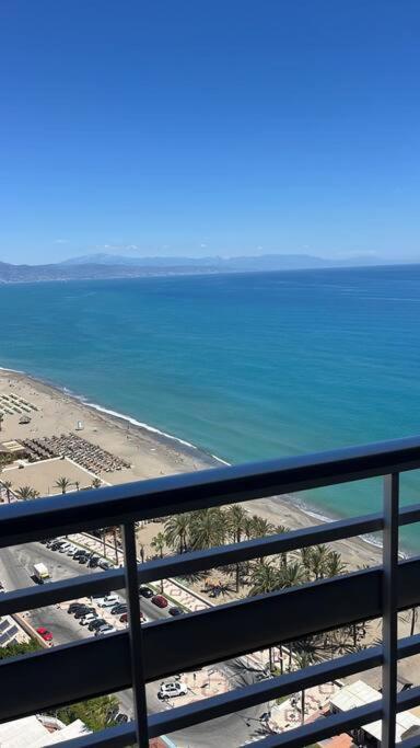 Love Rent4 Malaga La Torre De La Roca Torremolinos Esterno foto